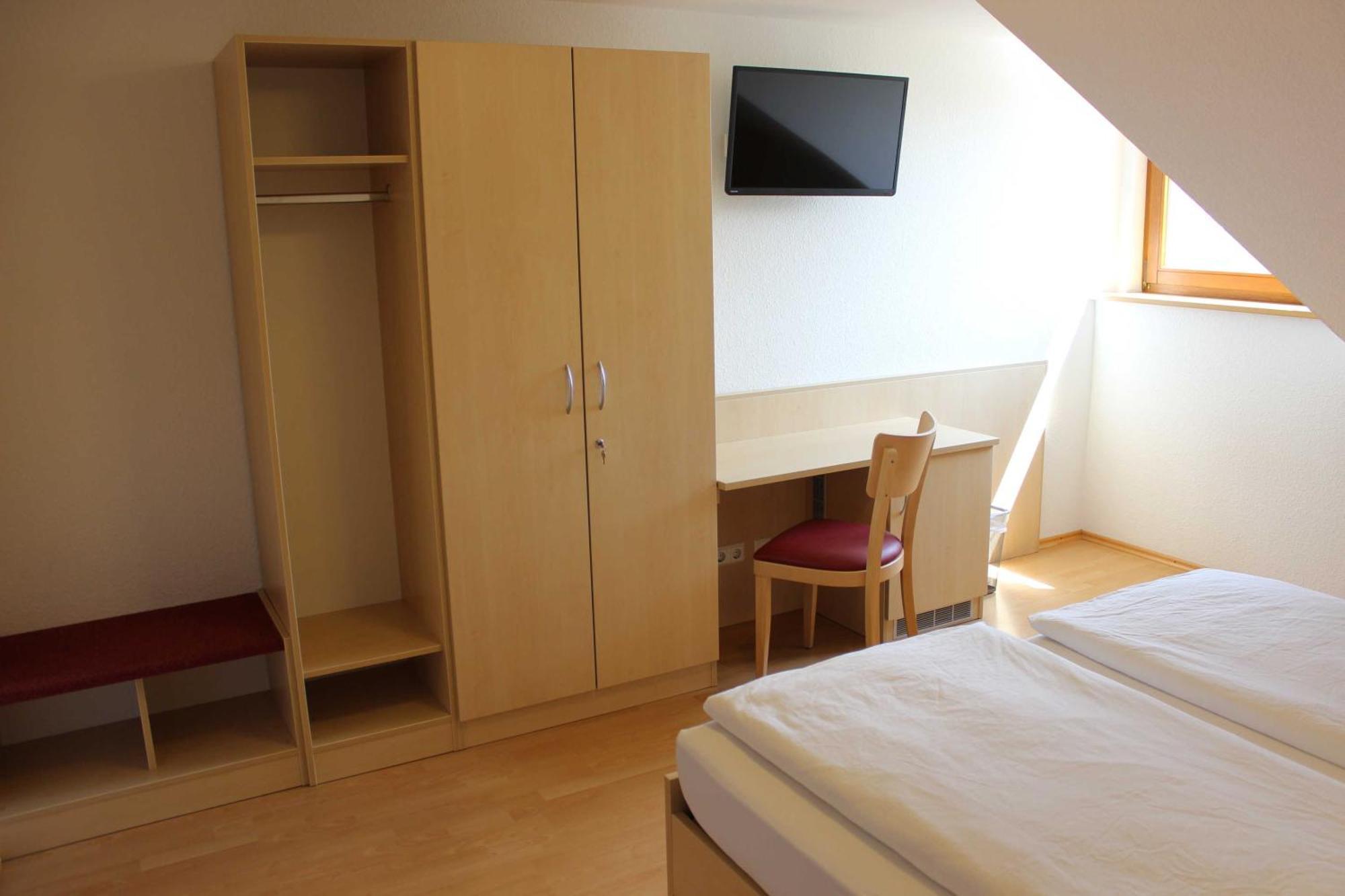 Gaestehaus Zum Wolffenturm Lehrensteinsfeld Δωμάτιο φωτογραφία