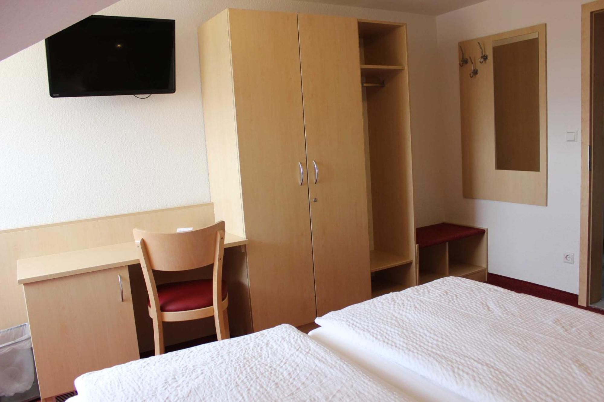 Gaestehaus Zum Wolffenturm Lehrensteinsfeld Δωμάτιο φωτογραφία